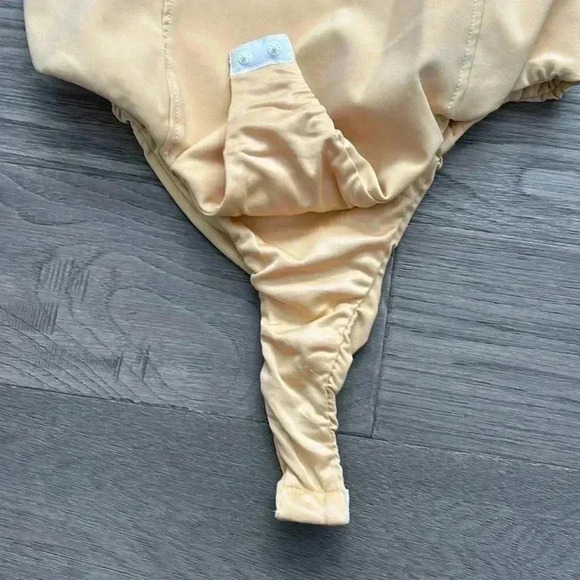 🔥Zara🔥 | Yellow stretchy bodysuit with  silver accent - Picture 4 of 11